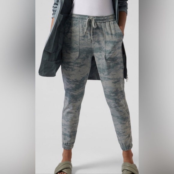 Athleta farallon printed jogger - Picture 2 of 7